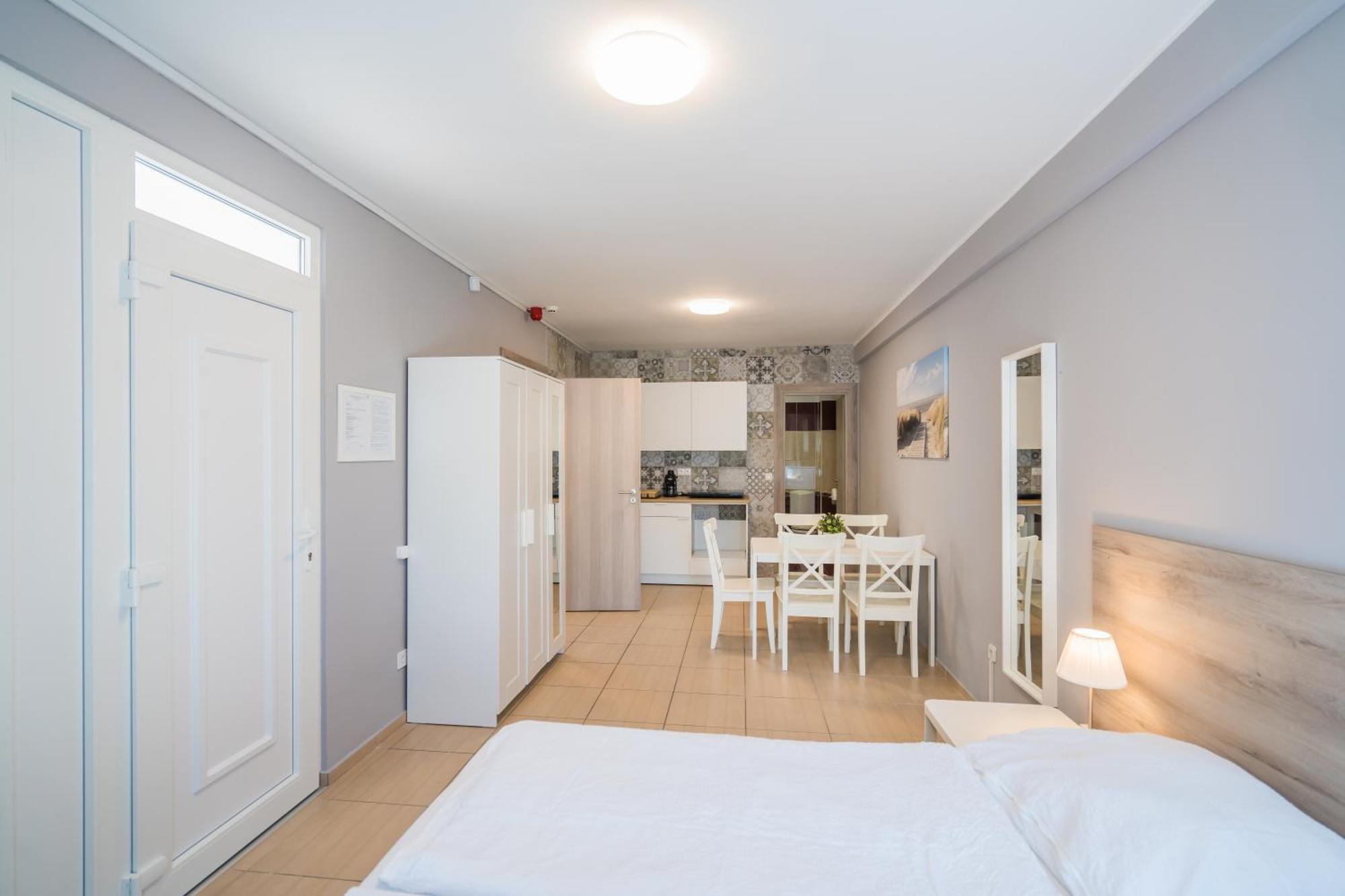 Riviera Apartmanhaz Siófok Exteriör bild
